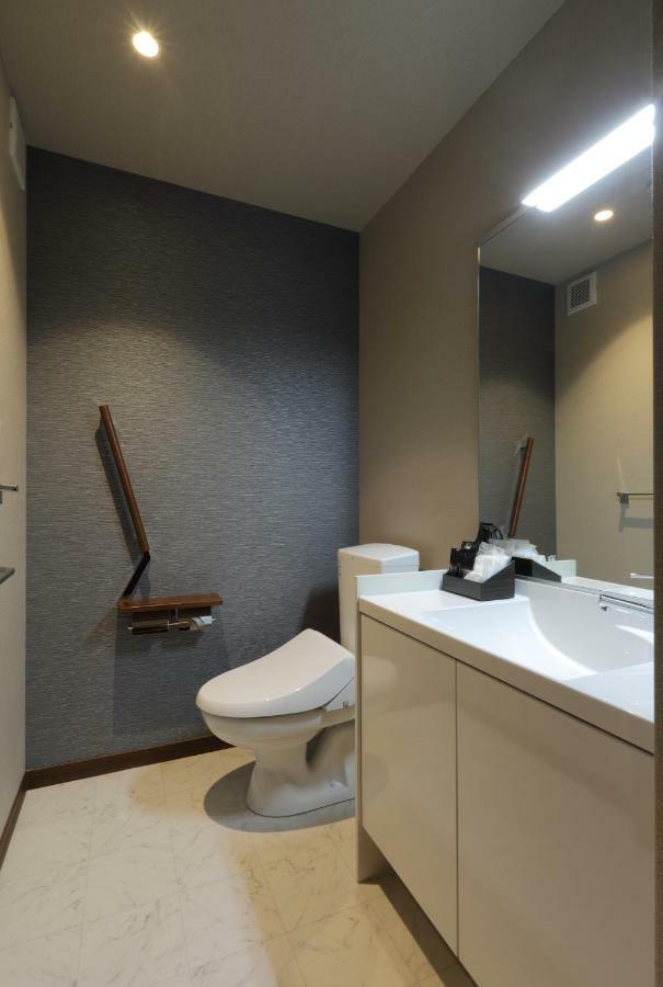 Hotel Promote Hiroshima Bagian luar foto